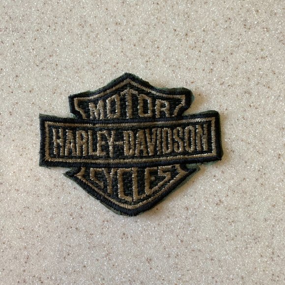 Harley Davidson Bar & Shield Embroidered Patch EUC VTG - Picture 1 of 2